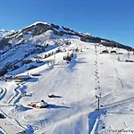 Tom & Jeri - 2 By Interhome * Kaprun