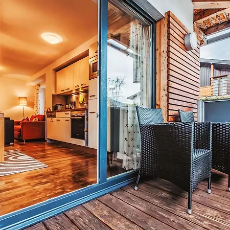 Tom & Jeri - 2 By Interhome